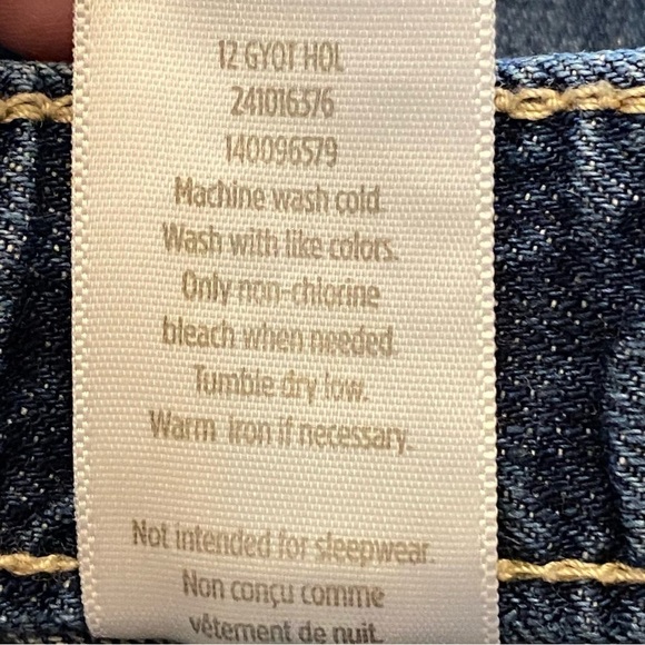 GYMBOREE Denin Skirt w/ Embroidered Cupcake, Size 12-18 Months (2011 Collection) - Picture 10 of 10